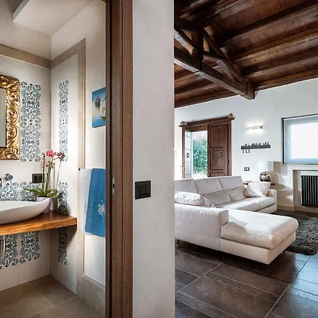 Corte Moscata * Rosolini